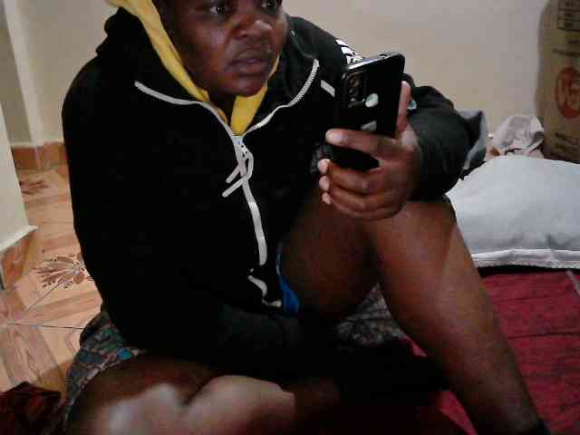 LOVELY-JAZMINE webcam