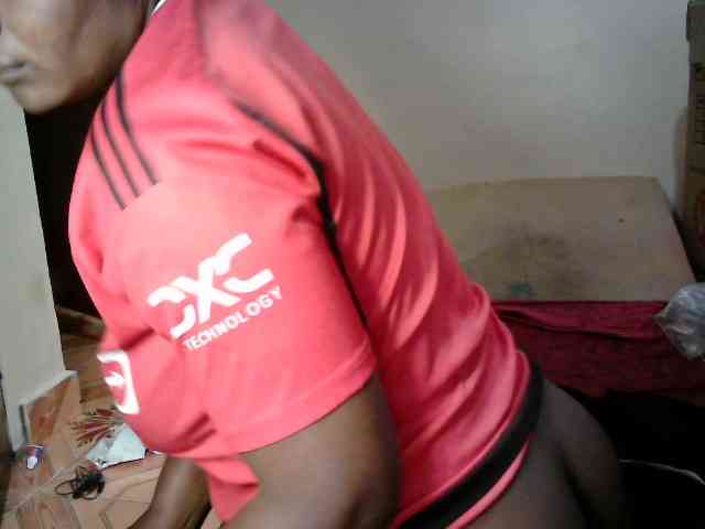 LOVELY-JAZMINE webcam