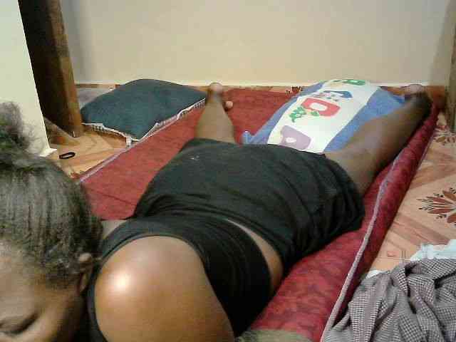 LOVELY-JAZMINE webcam