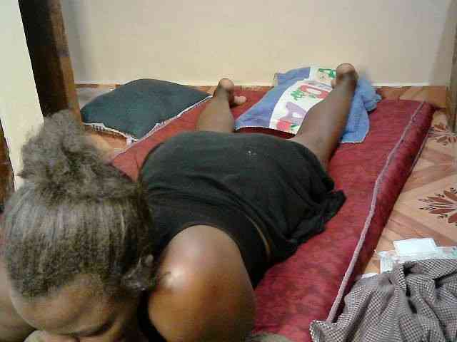 LOVELY-JAZMINE webcam