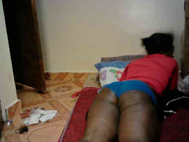 LOVELY-JAZMINE webcam