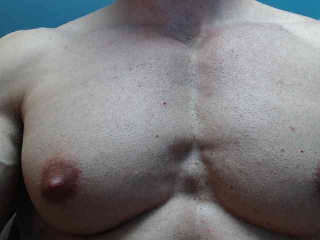 flexhard1 Live Webcam on BongaCams