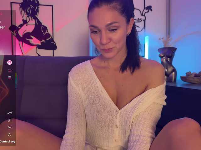 Buffi's BongaCams show and profile