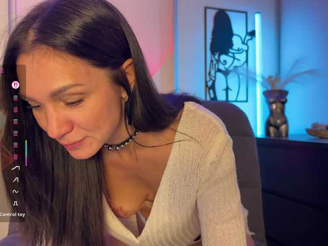 Buffi's BongaCams show and profile