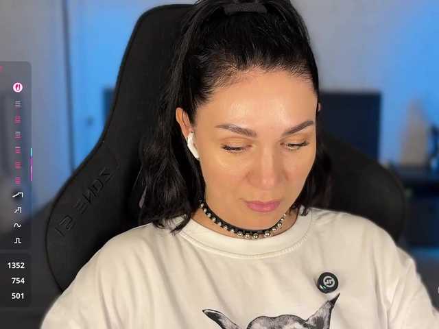 buffi live sex show