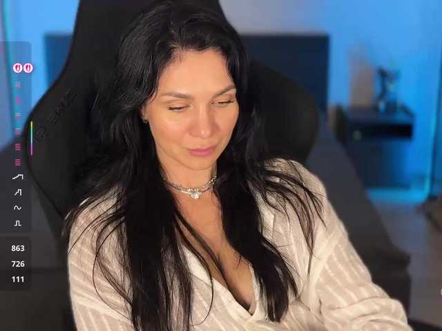 F_A_M_E live webcam show