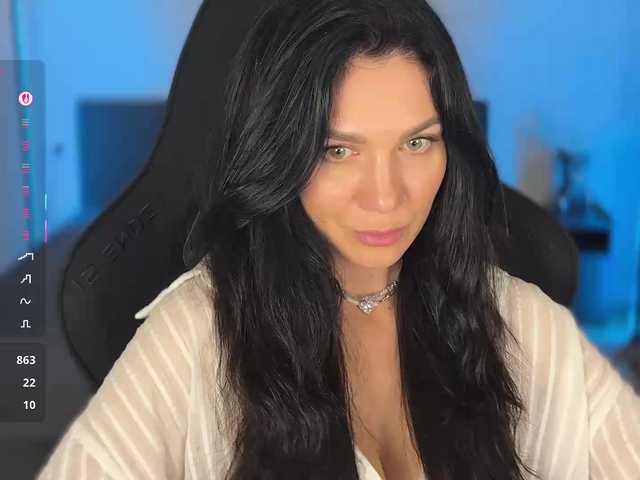 F_A_M_E live webcam show