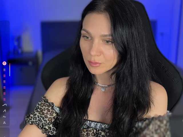 Buffi live webcam show