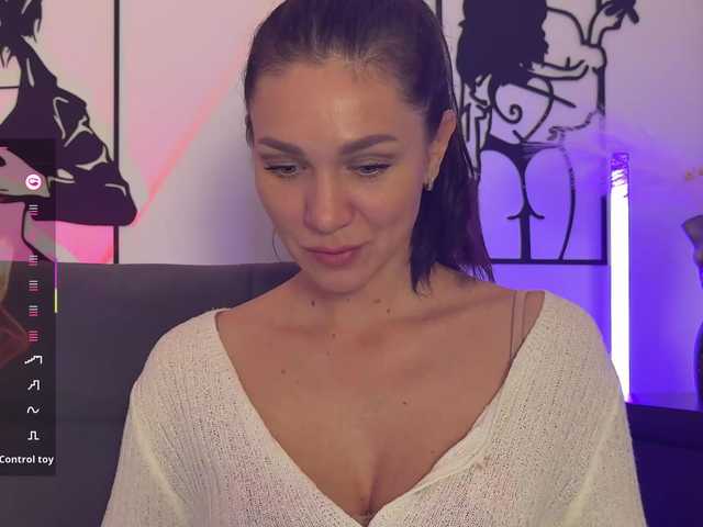 Buffi's BongaCams show and profile