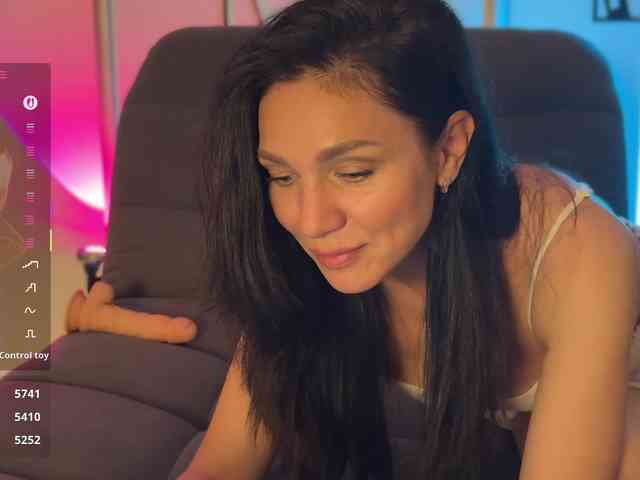 F_A_M_E webcam