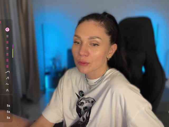 F_A_M_E webcam