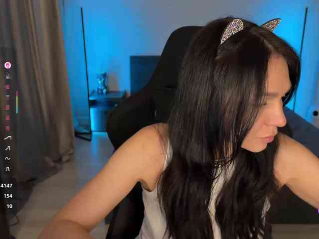 F_A_M_E webcam