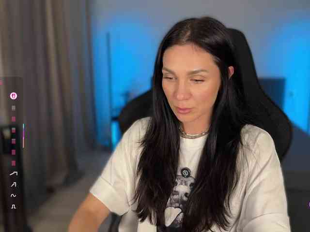 F_A_M_E webcam