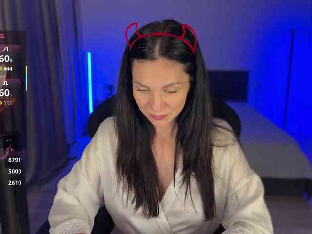 F_A_M_E webcam