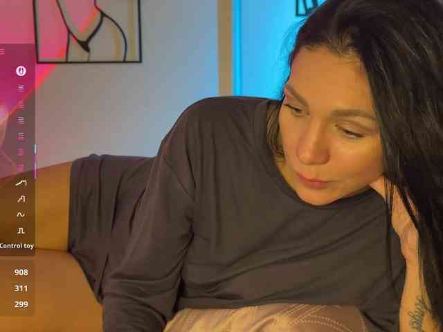 F_A_M_E webcam