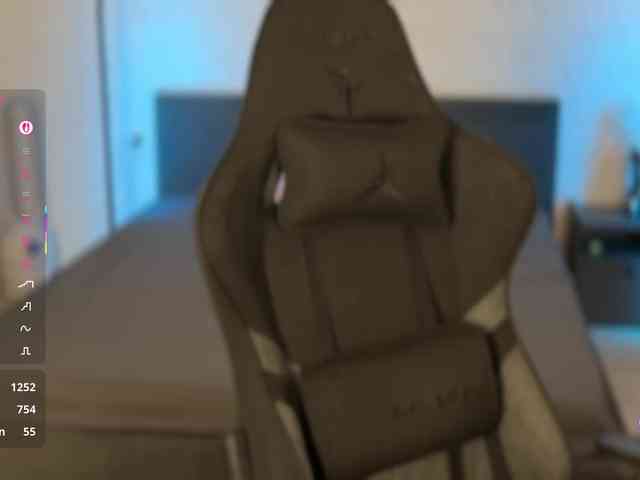 F_A_M_E webcam
