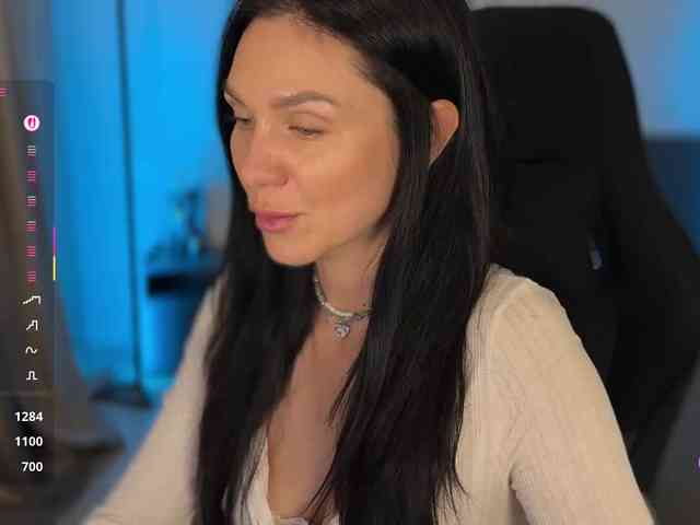 F_A_M_E webcam