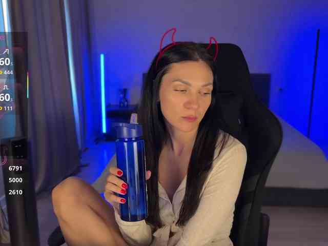 F_A_M_E webcam