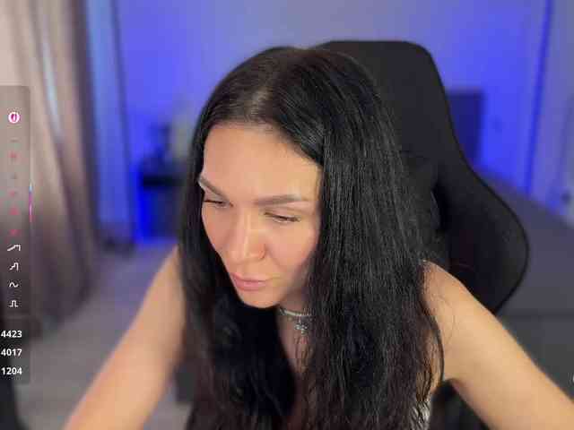 F_A_M_E webcam