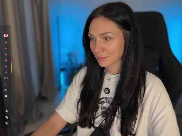F_A_M_E webcam