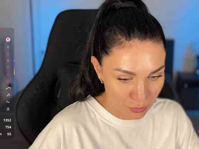F_A_M_E webcam