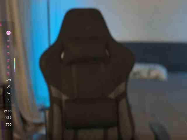 F_A_M_E webcam