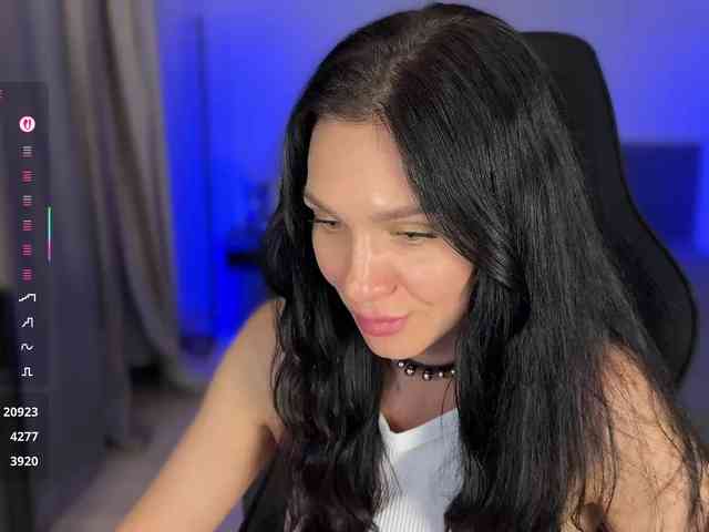 F_A_M_E webcam