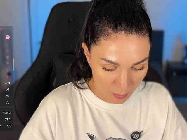 F_A_M_E webcam