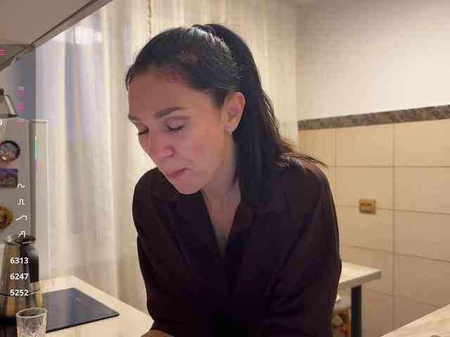F_A_M_E webcam