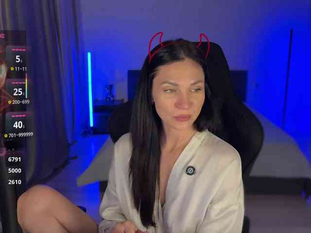 F_A_M_E webcam
