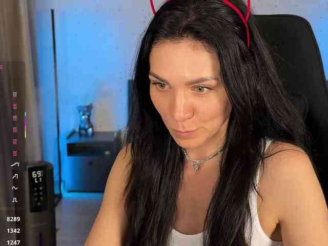 F_A_M_E webcam