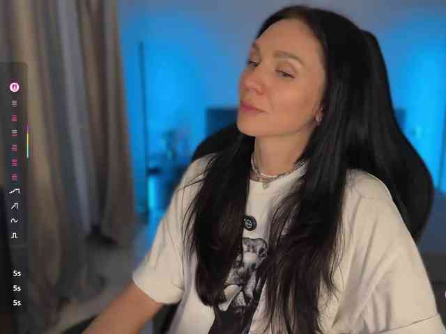 F_A_M_E webcam