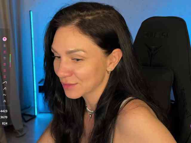F_A_M_E webcam