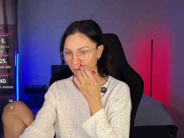 F_A_M_E webcam