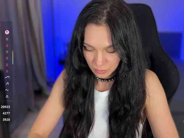 F_A_M_E webcam