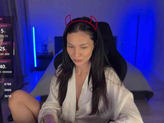 F_A_M_E webcam