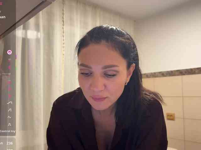 F_A_M_E webcam