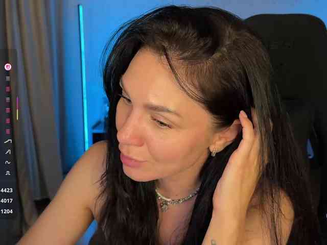 F_A_M_E webcam