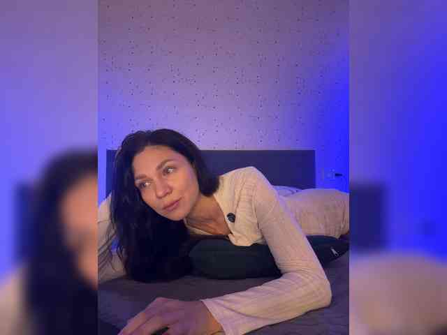 F_A_M_E webcam