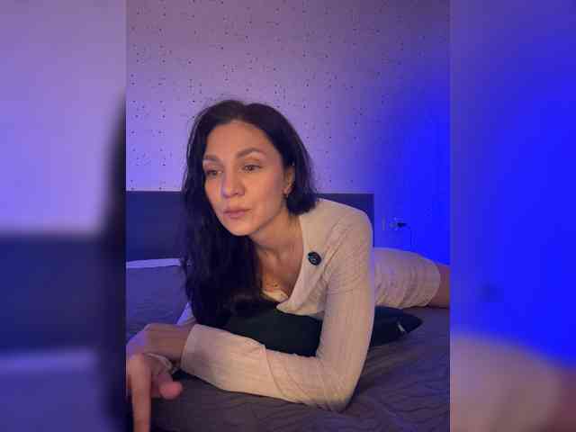 F_A_M_E webcam