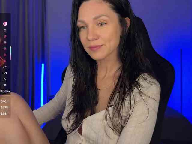 F_A_M_E webcam