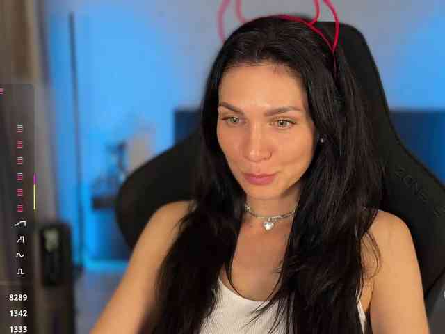 F_A_M_E webcam