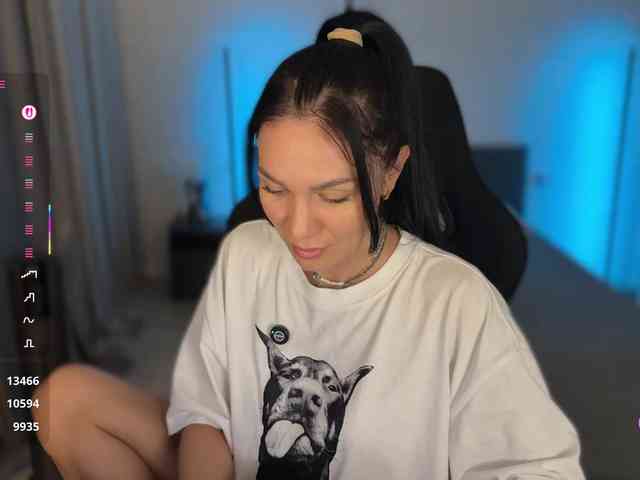 F_A_M_E webcam