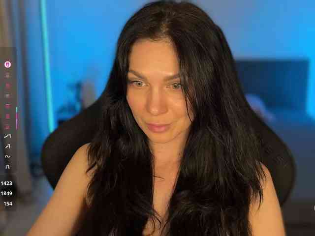 F_A_M_E webcam