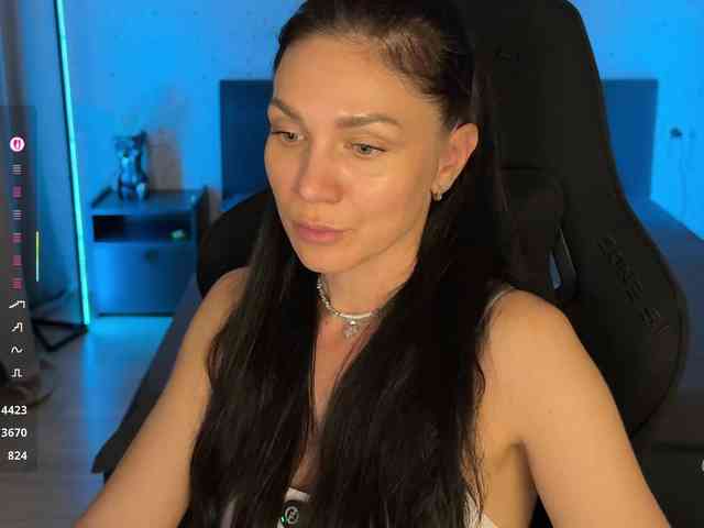 F_A_M_E webcam
