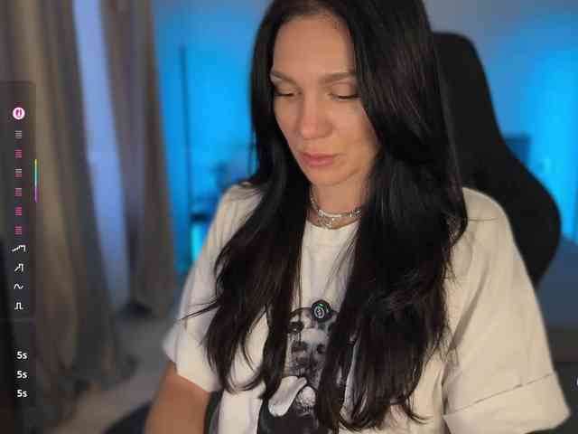 F_A_M_E webcam