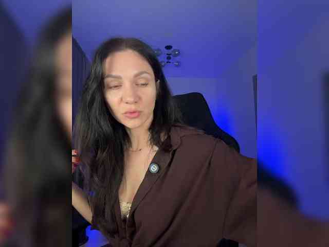 F_A_M_E webcam