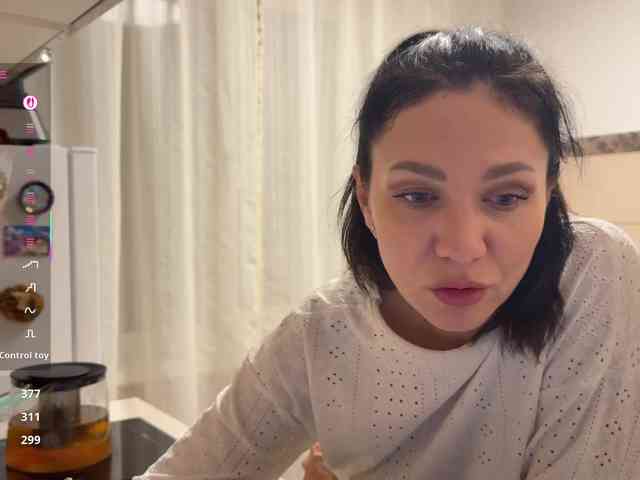 F_A_M_E webcam