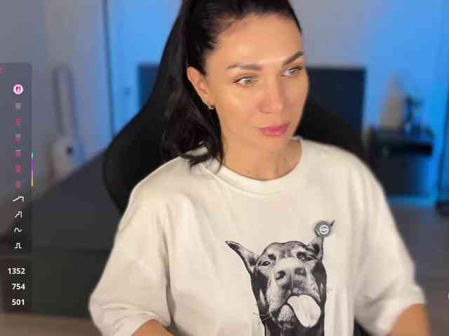 F_A_M_E webcam