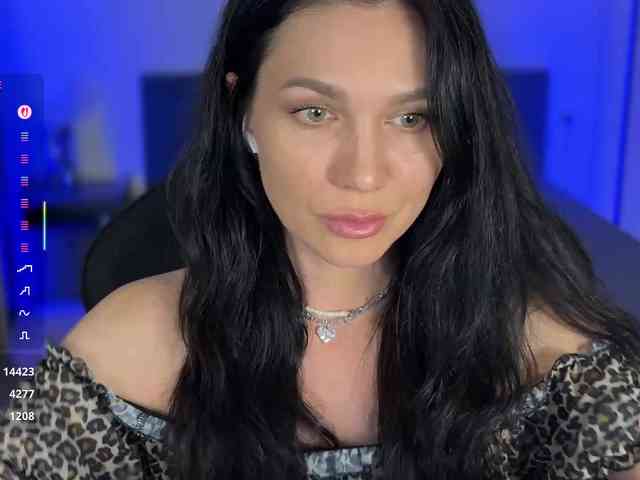 F_A_M_E webcam